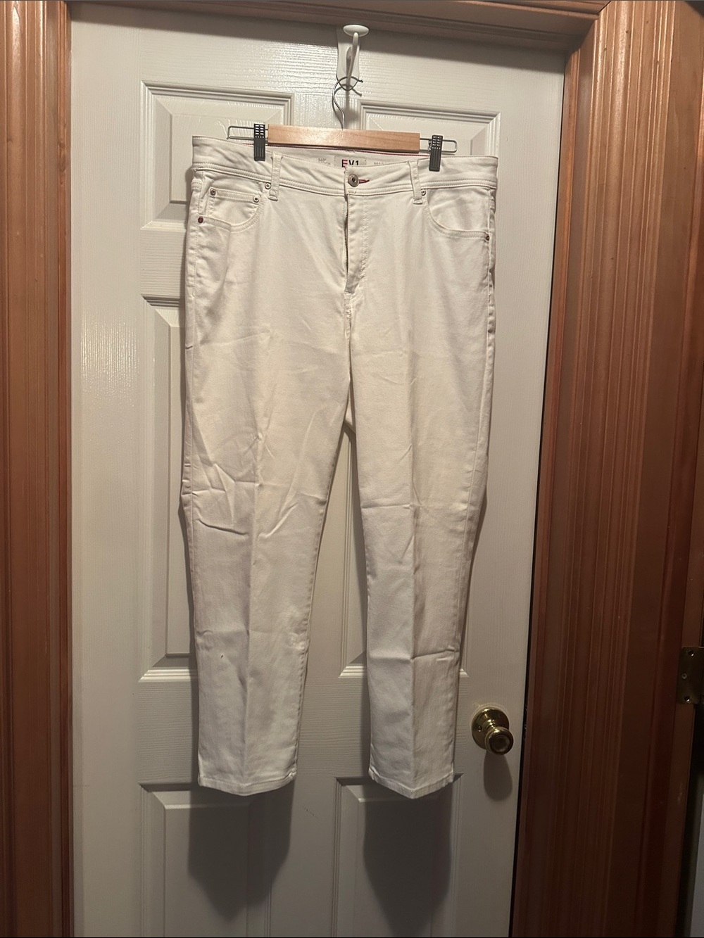 EV1/White Women's Stretch Crop Jeans Womens size 16